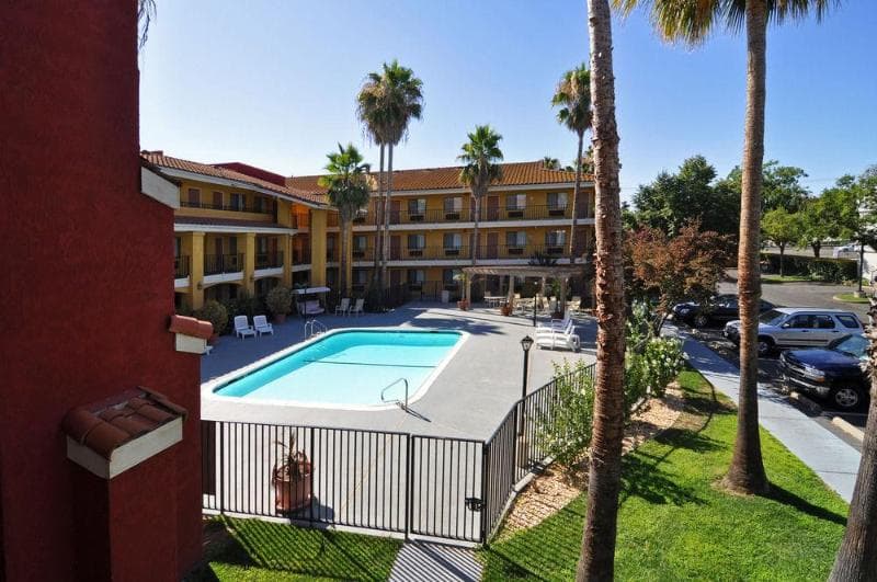 Comfort Inn & Suites Rancho Cordova-Sacramento 3