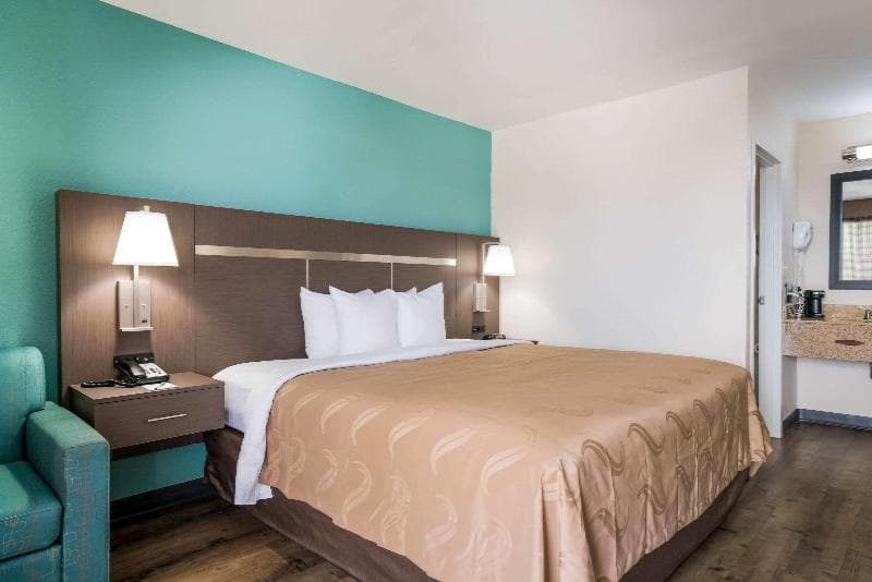 Quality Inn Greenville near University 2
