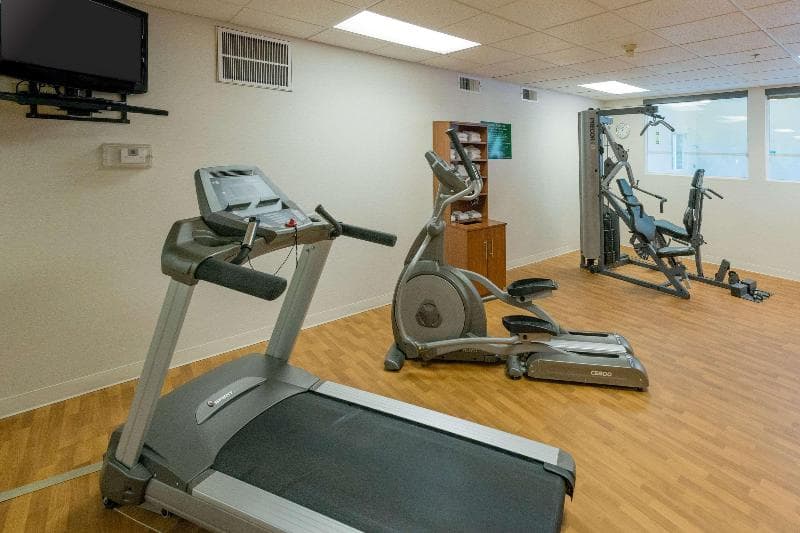 Comfort Suites Springfield Riverbend Medical photo 1