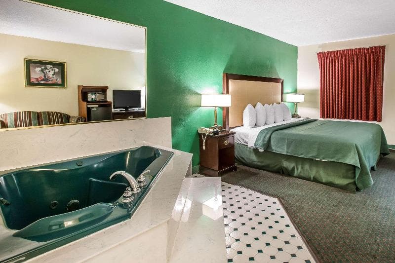 Quality Inn Byron 2