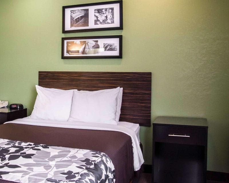 Sleep Inn Concord 5