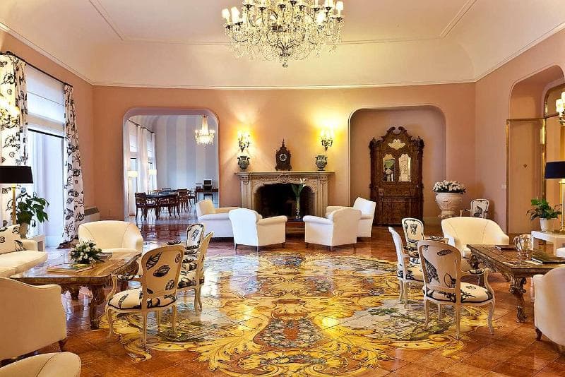 L' Albergo Della Regina Isabella 5