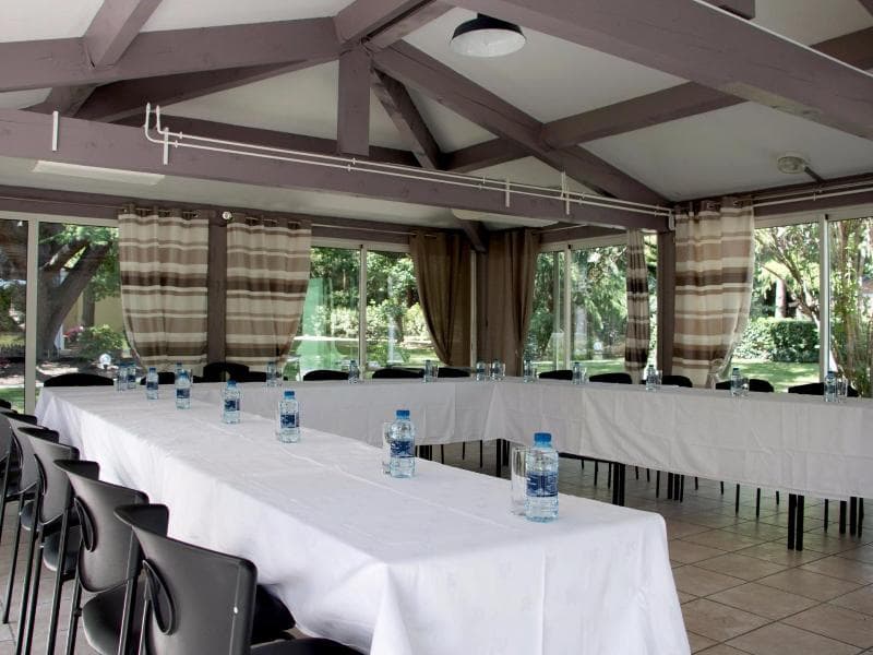 Logis Hotel le Cedre de Soyons main