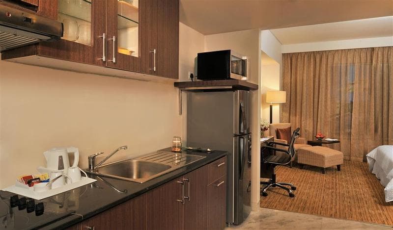 Four Points by Sheraton Hotel & Serviced Apartments, Pune 2