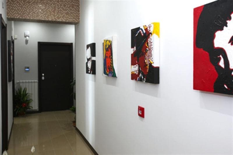 B&B Studio 83 2