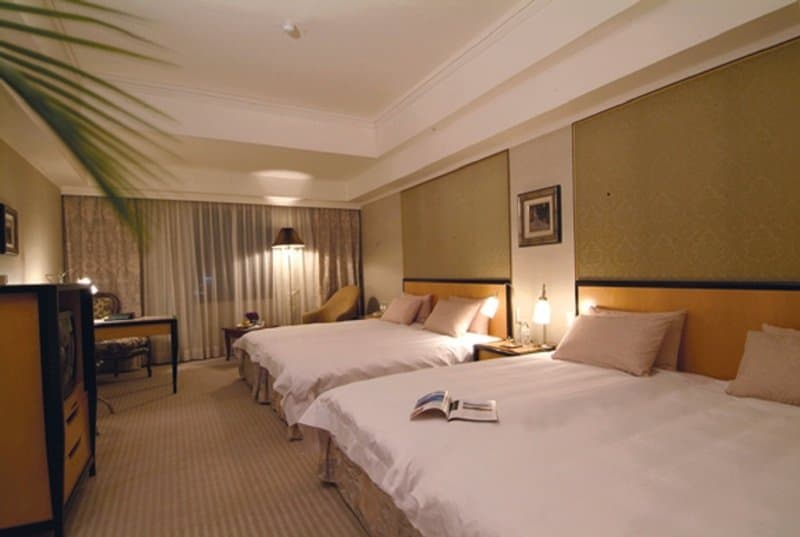 The Lees Hotel 5