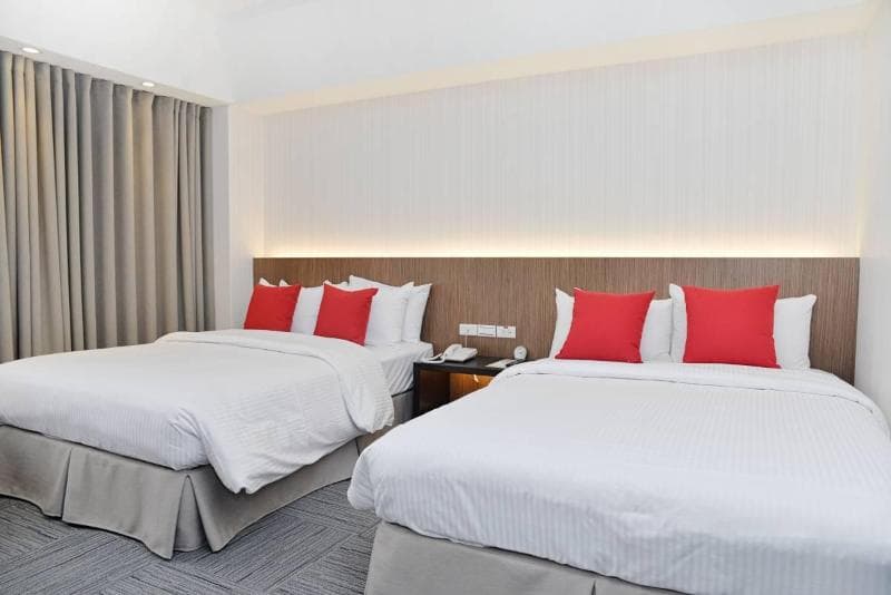 Emperor Hotel photo 1
