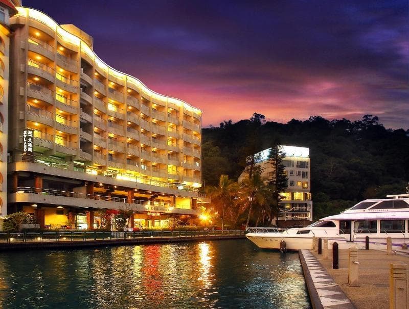 Del Lago photo 1