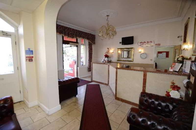 Cranbrook Hotel 3