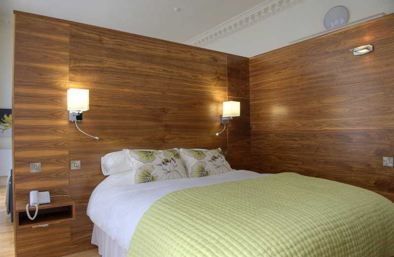 Clarendon Luxury Apartments 3