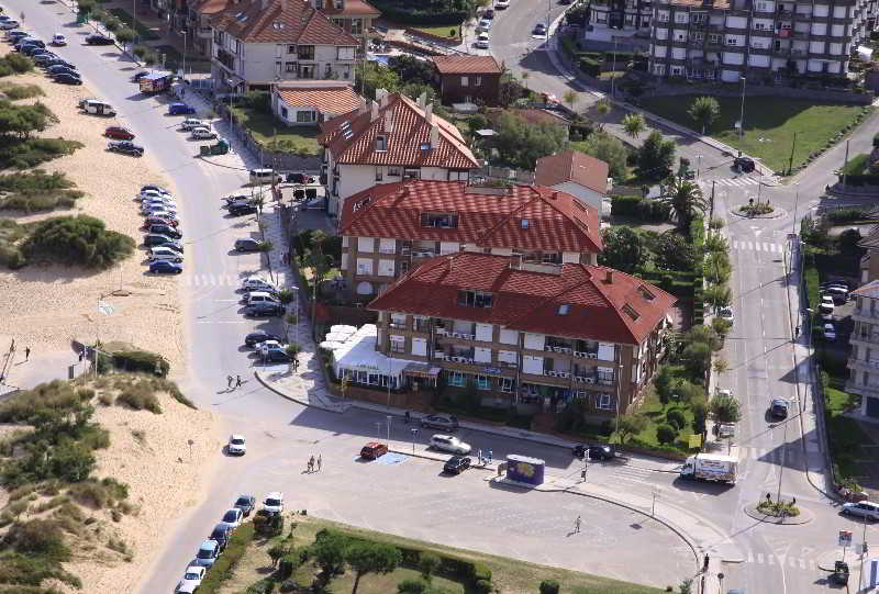 Regollera Apartamentos 3