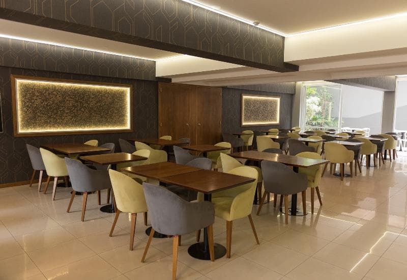 Urbana Class Hotel 3