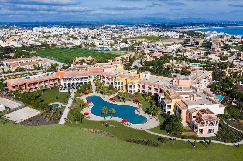 Cascade Wellness Resort 4