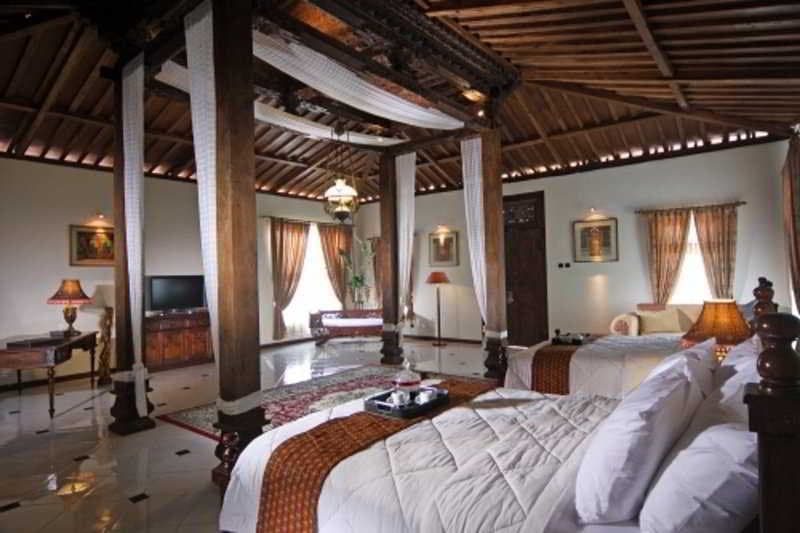 Joglo Plawang International Boutique Villa 4