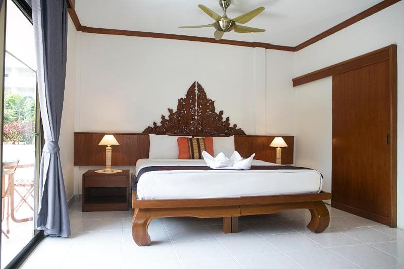 Patong Palace photo 1