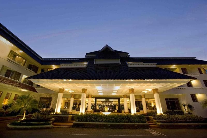 Santika Premiere Jogja 3
