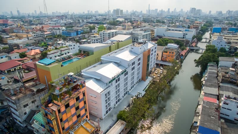 Nouvo City Hotel photo 1