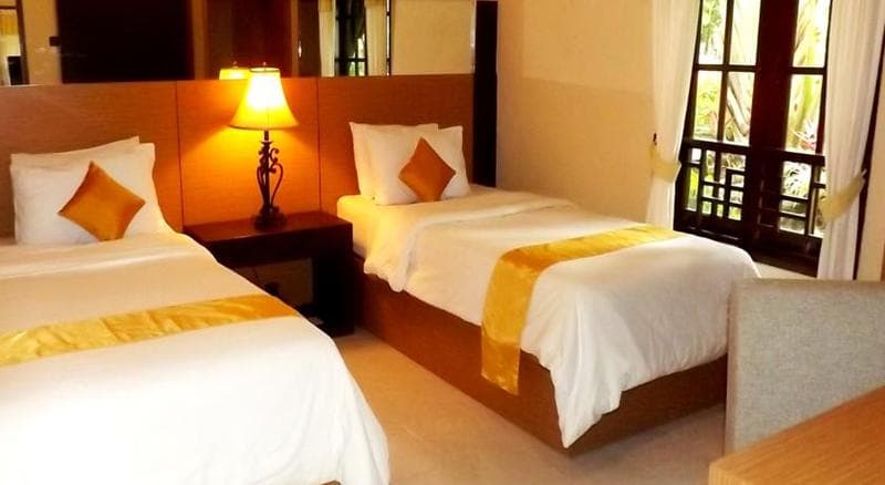 Royal Orchids Garden Hotel & Condominium 4