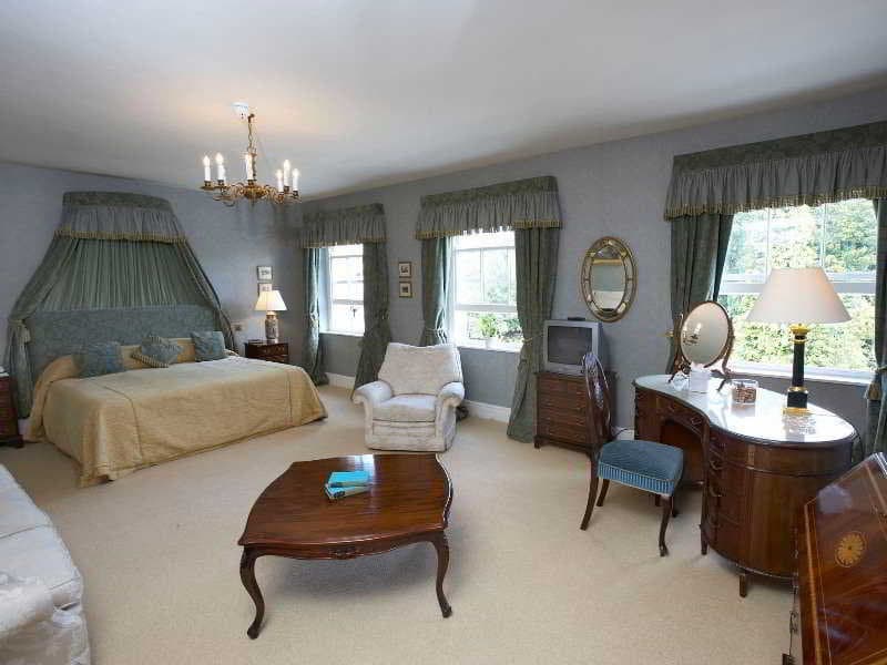 Storrs Hall photo 1