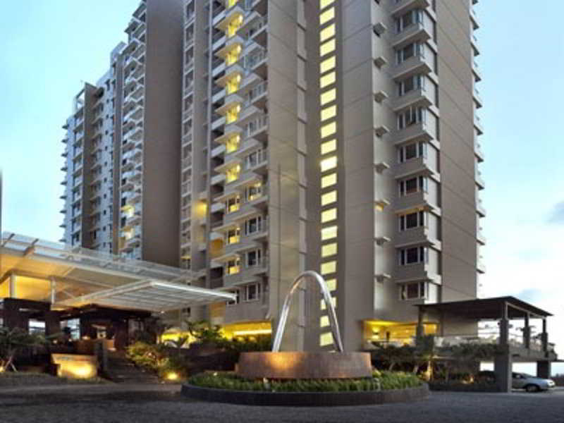 Golden Tulip Balikpapan Hotel And Suites main