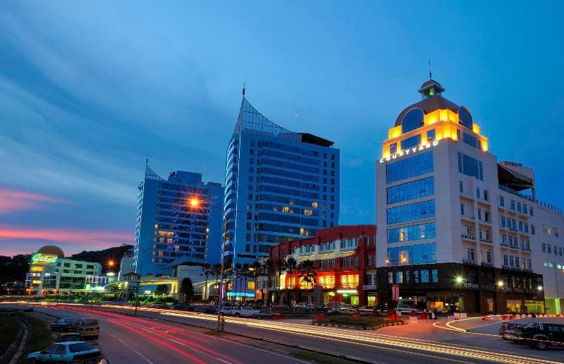 Courtyard Hotel @ 1Borneo 2