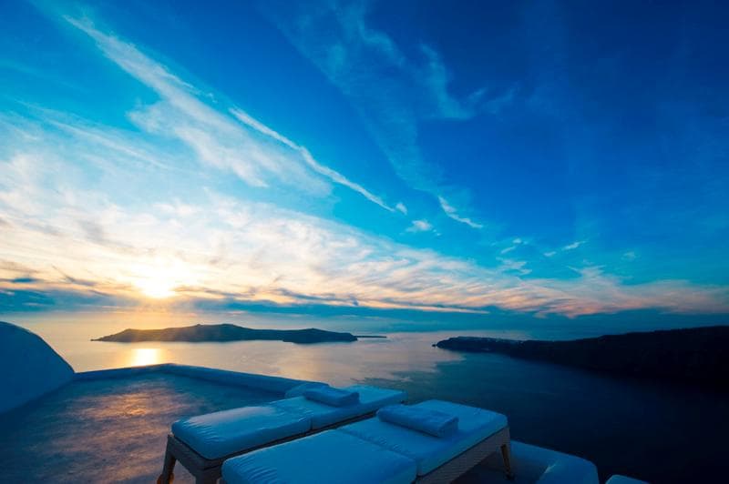 White Santorini 3
