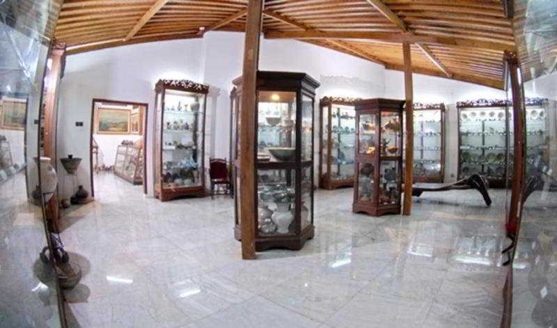 Hills Joglo Villa 3