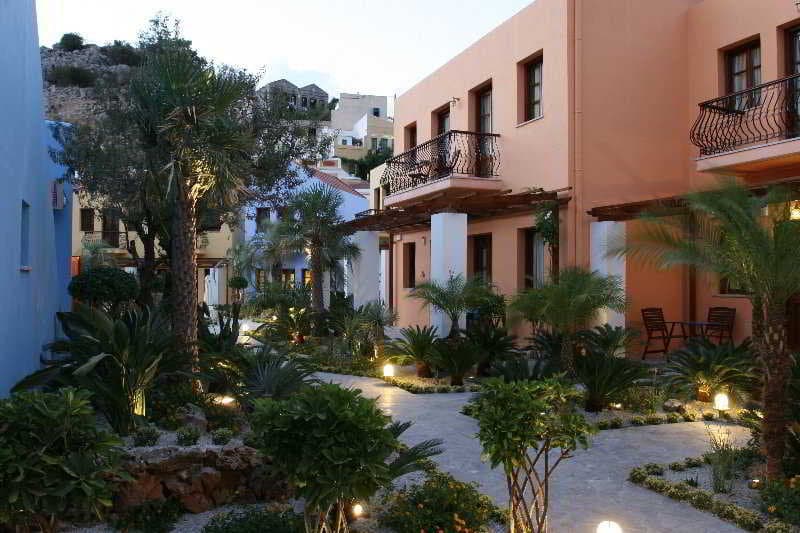 Iapetos Hotel 3