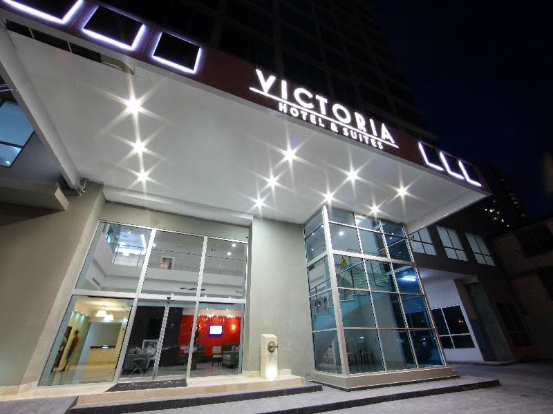 Victoria Hotel & Suites 5