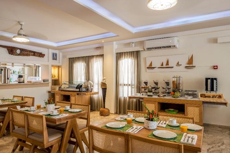 Aris Hotel photo 1