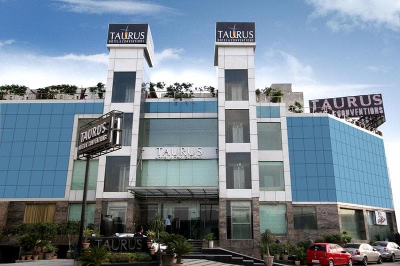 Taurus Sarovar Portico 4