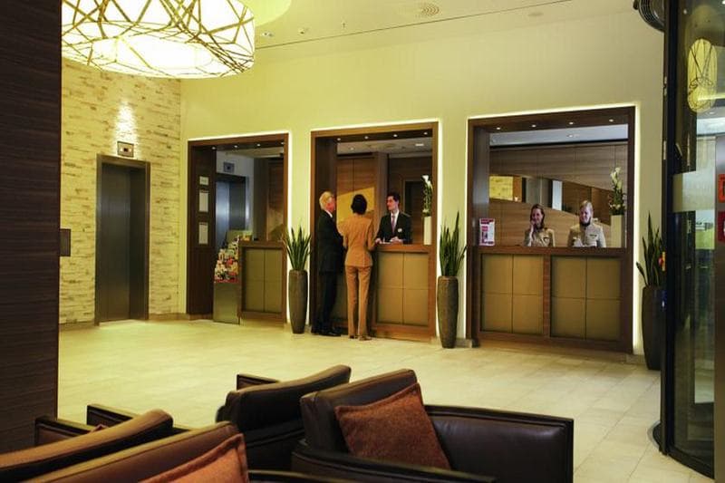 H4 Hotel Berlin Alexanderplatz 5