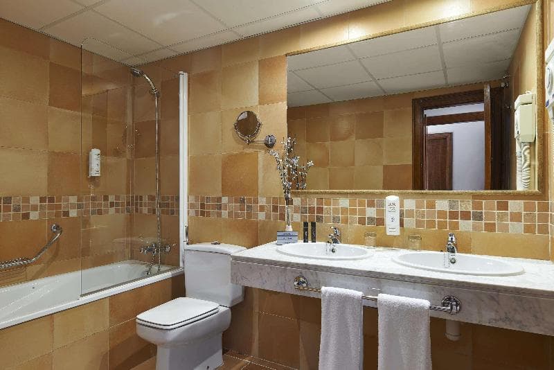 Apartamentos Blanheu, Affiliated by Meliá 4
