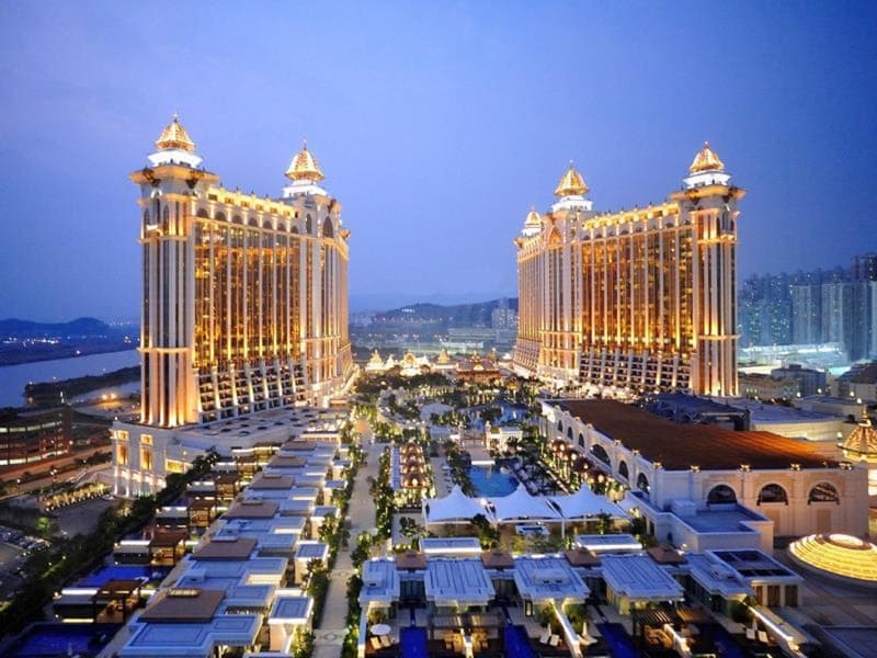 Galaxy Hotel 3