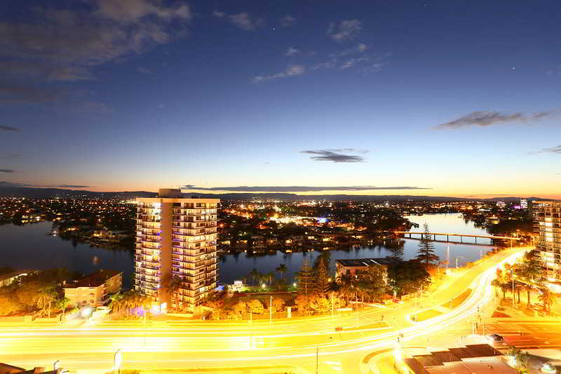 Regent Apartments 3