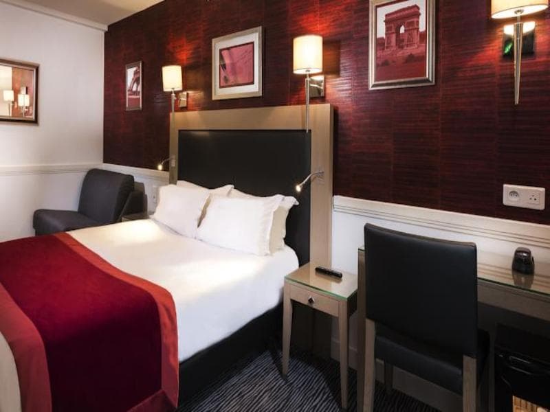 Hotel Elysees Flaubert 4