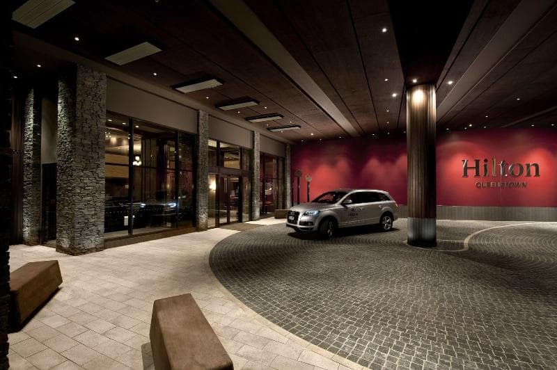 Hilton Queenstown Resort & Spa 4
