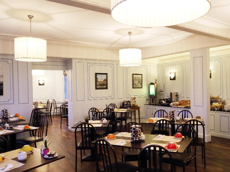Le Grand Hôtel de Tours 5