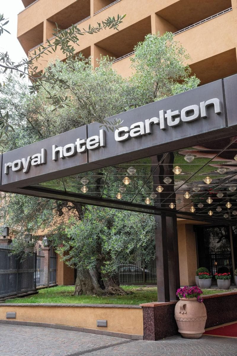 Royal Hotel Carlton 3