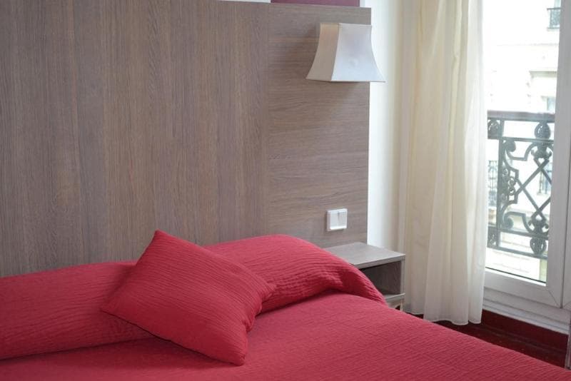 Royal Bergere (Adults only) 1