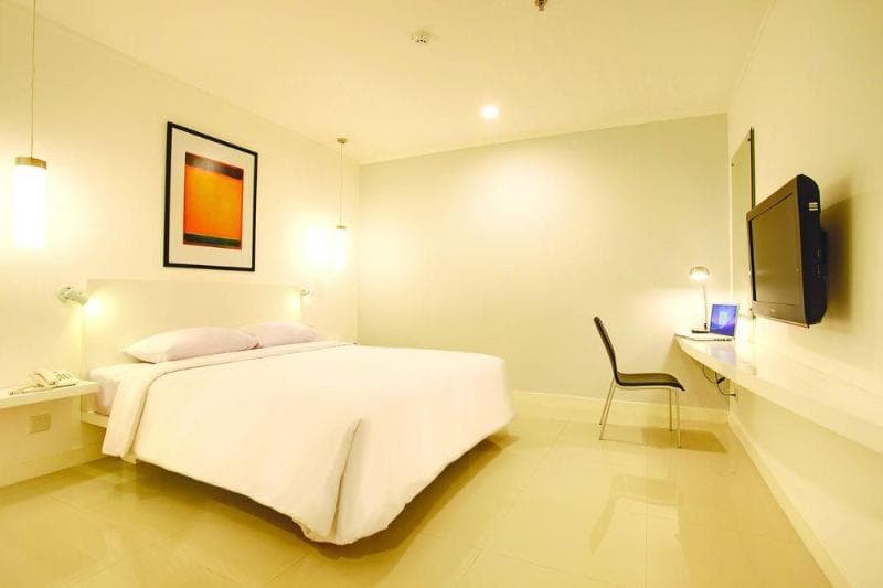Hotel Glodok Plaza By Zuzu photo 1