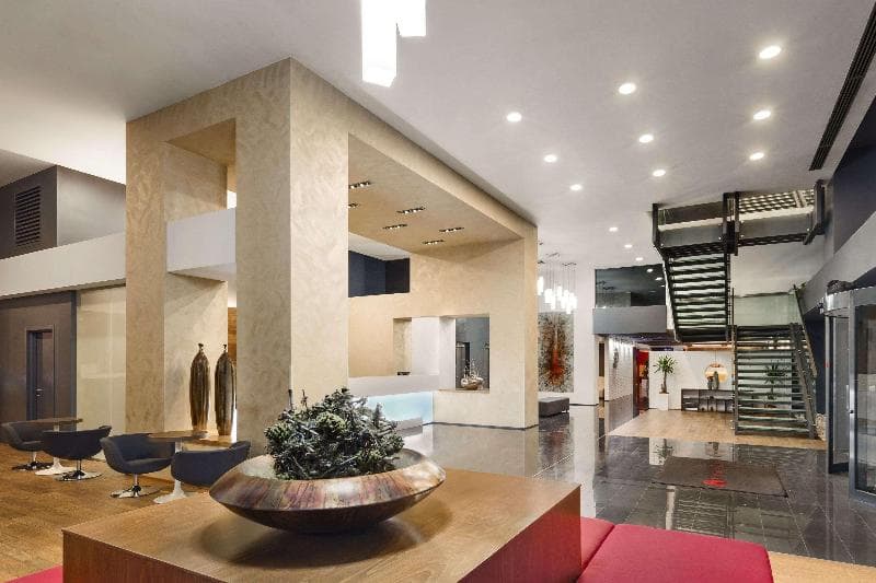 Ramada by Wyndham Oradea photo 1