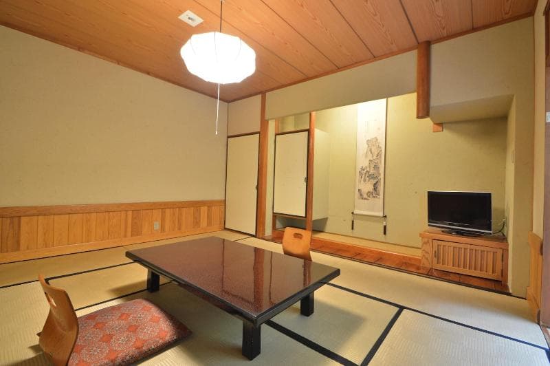 Ryokan Okunoyu 3