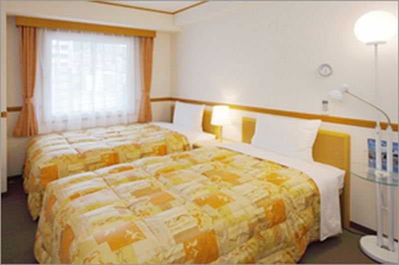 Toyoko Inn Osaka JR Noda Ekimae 3