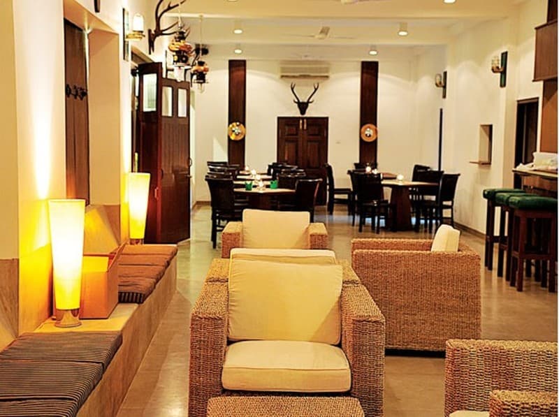 St. Lachlan Hotel & Suites 4