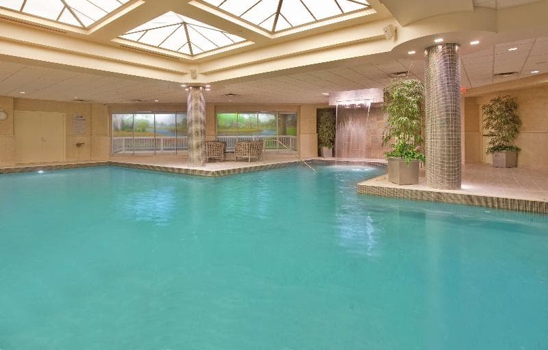 Radisson Plaza Hotel at Kalamazoo Center 4