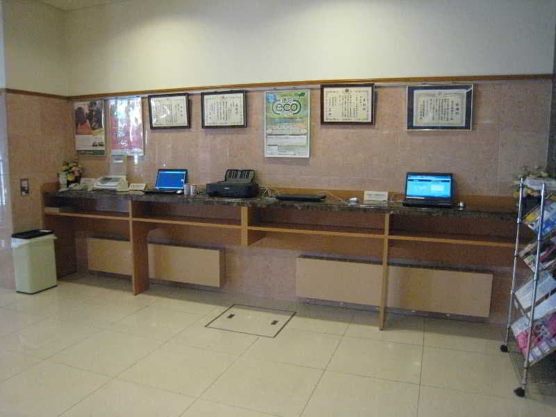 Toyoko Inn Tokyo Ikebukuro Kita-guchi 2 1