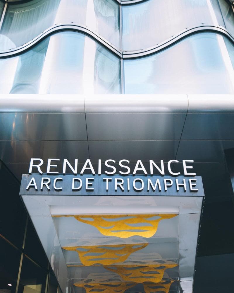Renaissance Paris Arc de Triomphe Hotel 5