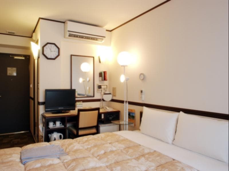 Toyoko Inn Tokyo Ueno Tawaramachi-eki 4