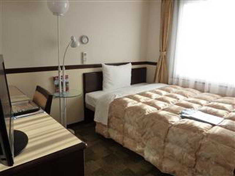 Toyoko Inn Tsukuba Express Yashio-eki Kita-guchi 3